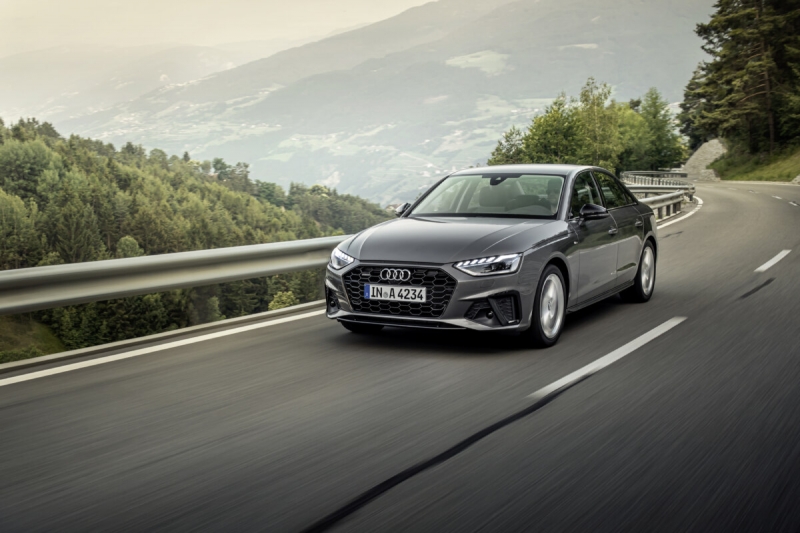 В России новую Audi можно взять за 67,9 тыс. рублей: озвучены условия и перечень доступных моделей