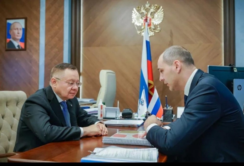 Ирек Файзуллин встретился с губернатором Оренбургской области Денисом Паслером