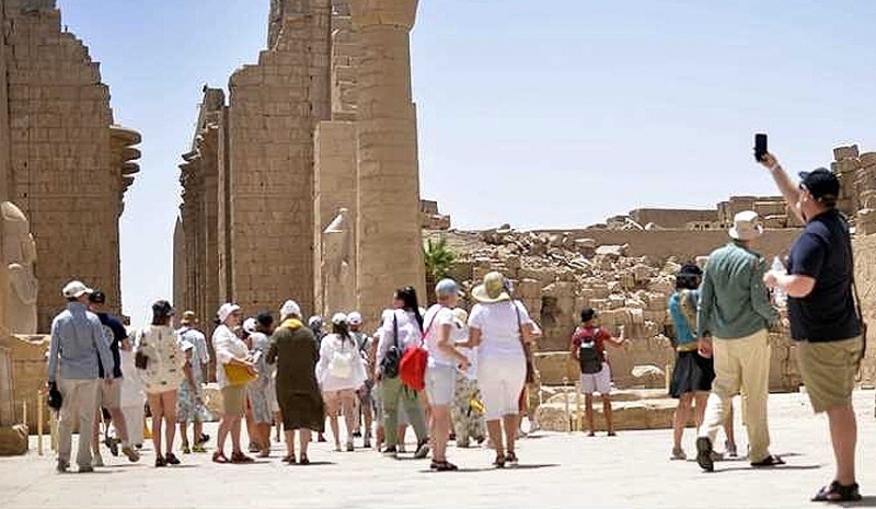 На курортах Египта аномально жаркая погода грозит обезвоживанием и тепловым ударом