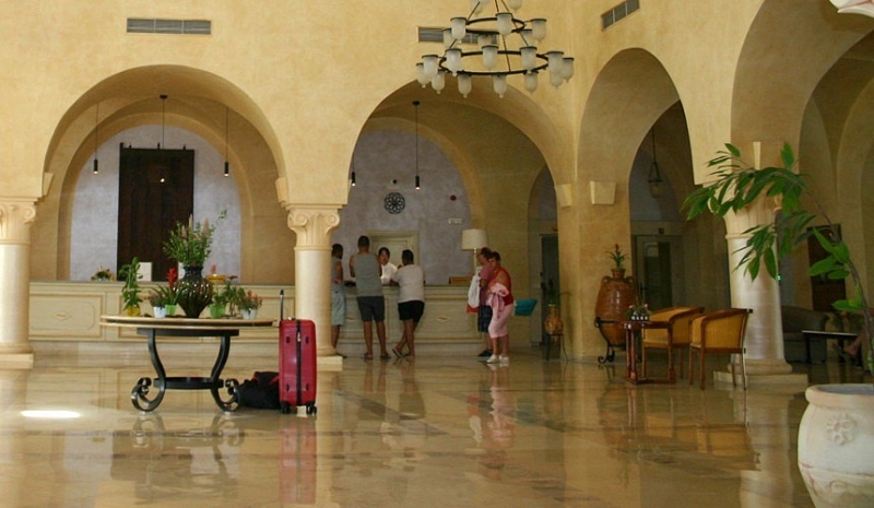 Туроператор заменил туристам отель в Тунисе