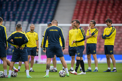 Украинских футболистов сравнили с российскими