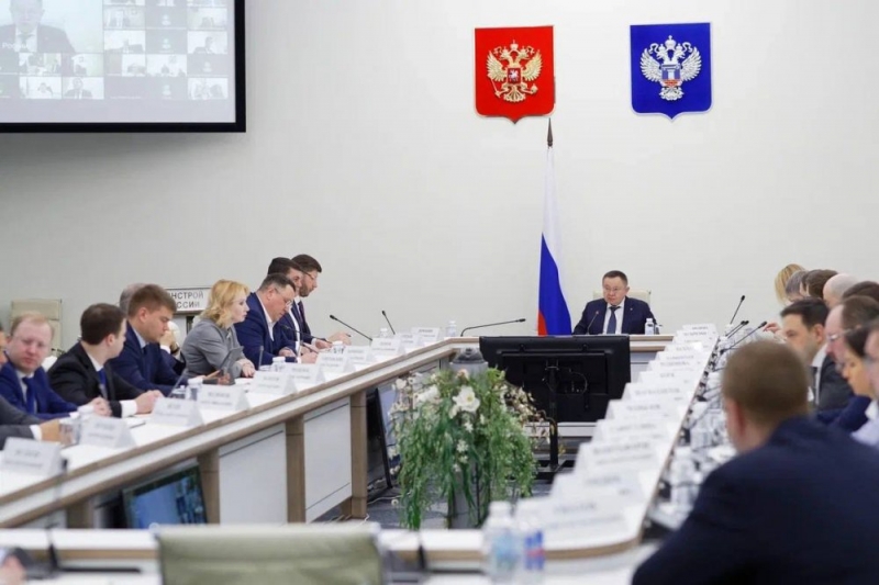 Глава Минстроя РФ провёл оперативное совещание с участием заместителей Министра и руководителей подведомственных организаций