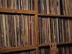 Как правильно хранить виниловые пластинки