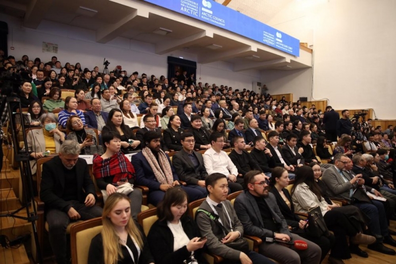 Айсен Николаев: Якутия занимает проактивную позицию в изучении вопросов изменения климата