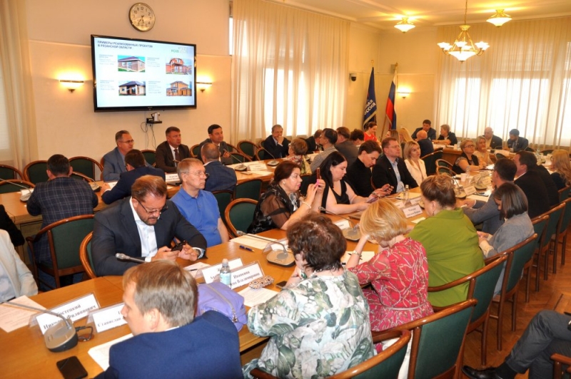 В Государственной думе обсудили вопросы разработки и внедрения новых технологий в КРТ