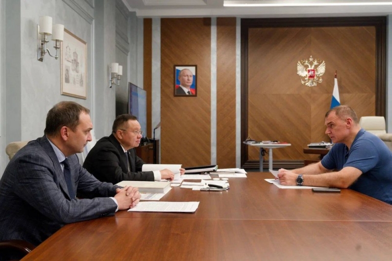 Министр строительства и ЖКХ РФ провел рабочую встречу с Главой Республики Марий Эл