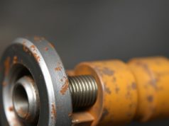 Резьбовой заклепочник: принцип работы и сфера применения