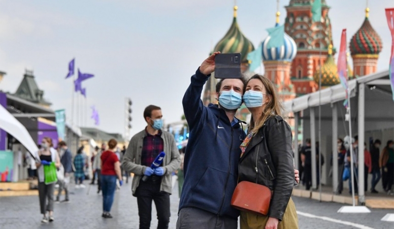 Иностранным туристам придётся предъявлять тест на коронавирус в московских кафе и ресторанах
