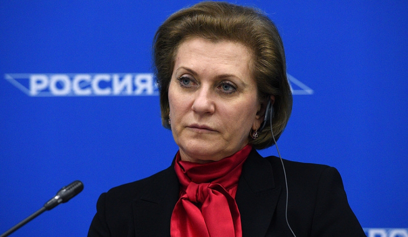Попова снова советует россиянам отдыхать в России