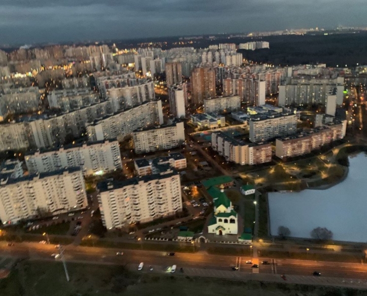 Территория у озера Черное на границе Москвы и Московской области требует обновления